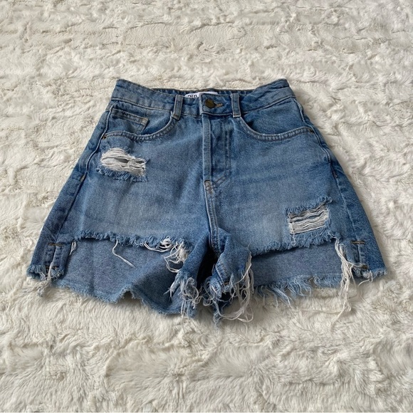 Zara Women's Size 00 Blue Denim High Rise Cut Off Button Fly Shorts - Picture 1 of 4